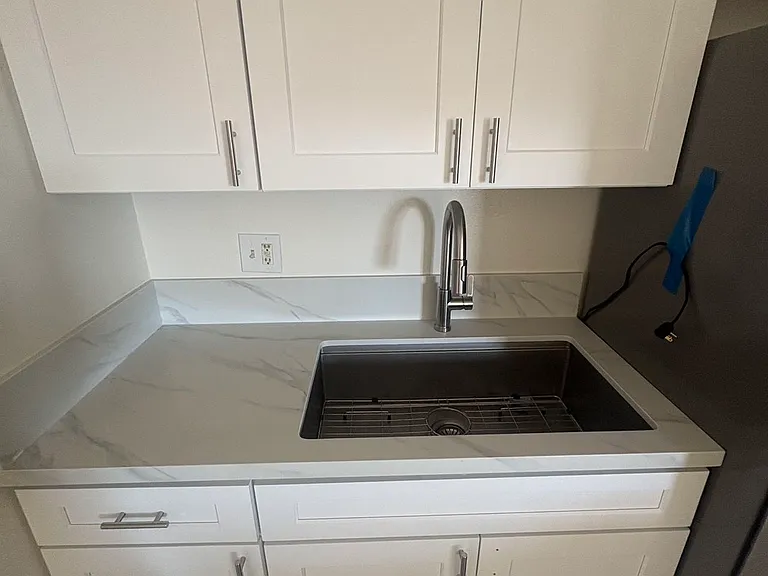 713 Karesh Ave — Photo 7
