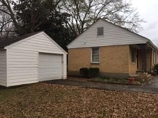 4th image of 555 Stanley Dr