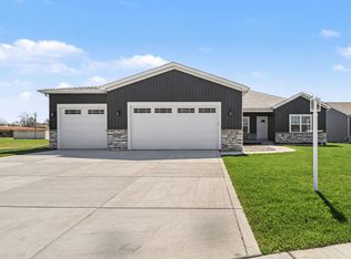 6071 Robbins Rd, Portage, IN