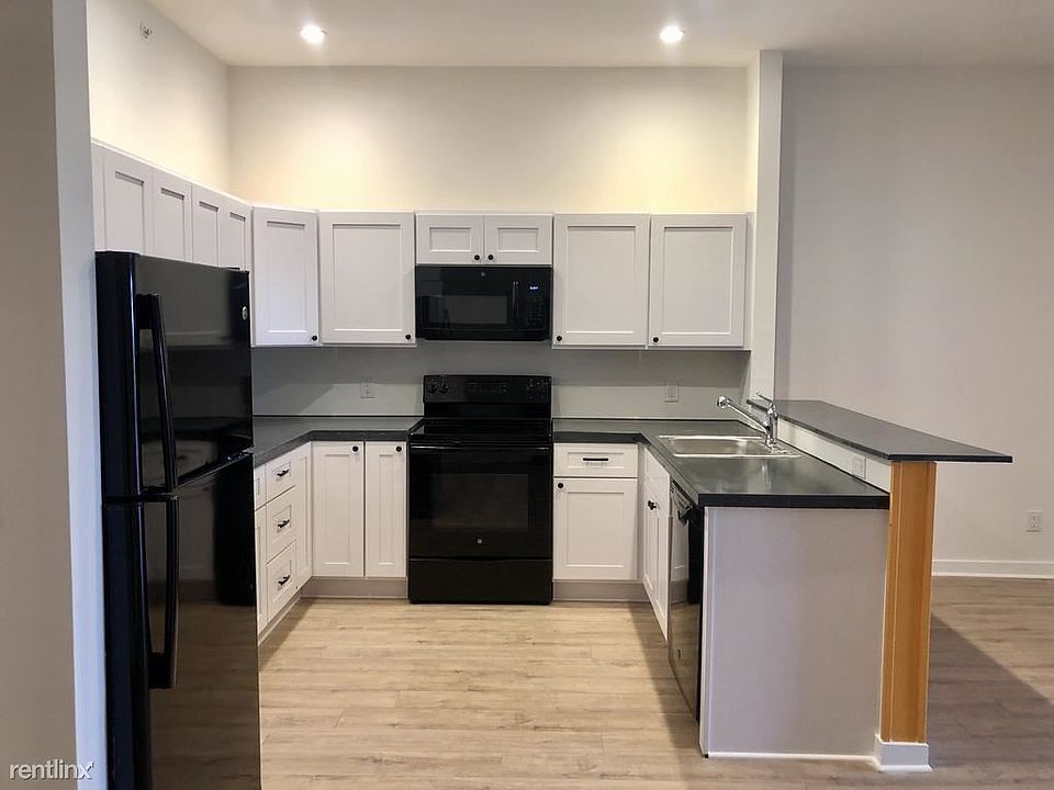 1st image of 804 N Broad St #C