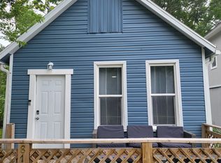 813 Kickapoo St, Leavenworth, KS 66048