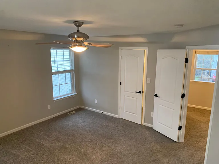 113 N Gum Ave — Photo 10