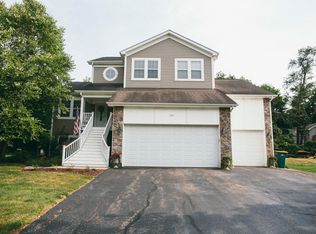 709 Wright Ave, McHenry, IL 60051