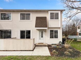 5488 Wildwood Ct #C, Willoughby, OH 44094