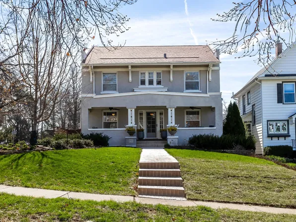 2431 Fulton Ave, Davenport, IA 52803