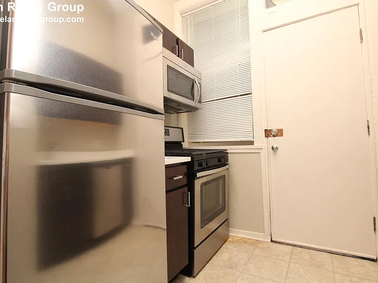 2306 N Clark St #3S — Photo 1