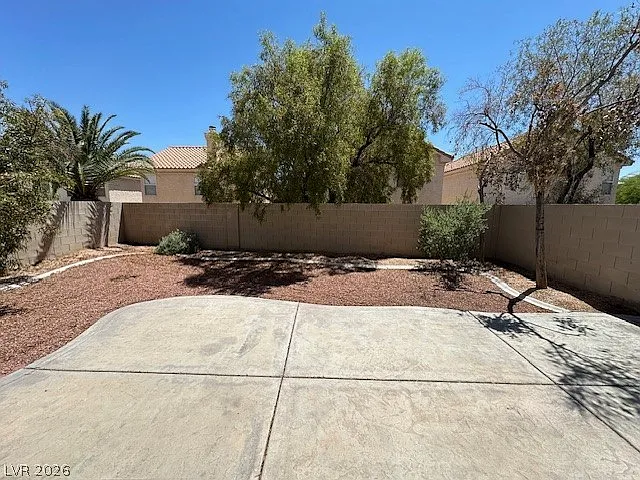 1604 Desert Canyon Ct — Photo 24