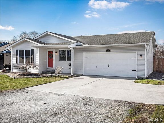 3rd image of 5717 Old Alton Rd