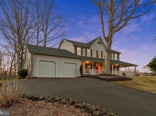 7144 Cavalry Dr, Warrenton, VA 20187