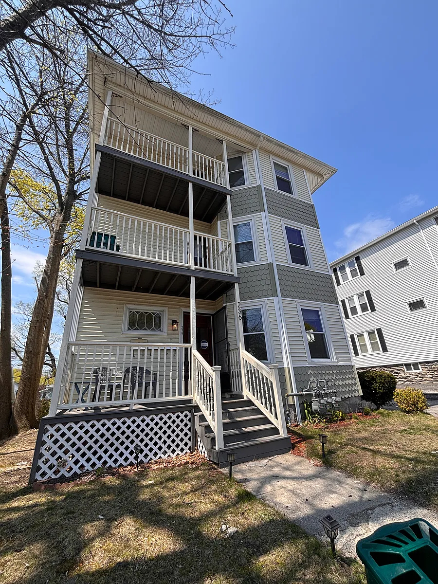 Building Photo - 236 Pilgrim Ave #3