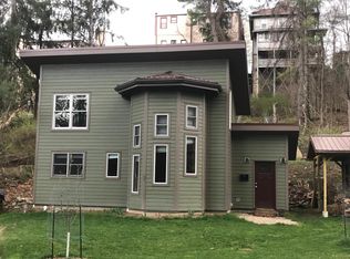 5 Ring St, Athens, OH 45701