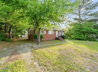 1109 Laurel Avenue, Rockingham, NC 28379