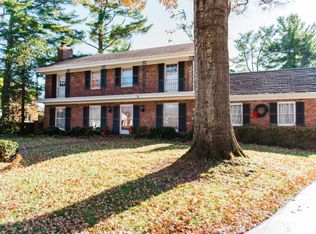 2312 Clarkwood Rd, Louisville, KY 40207