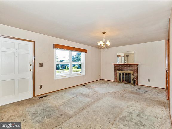 5th image of 341 Catoctin Ave