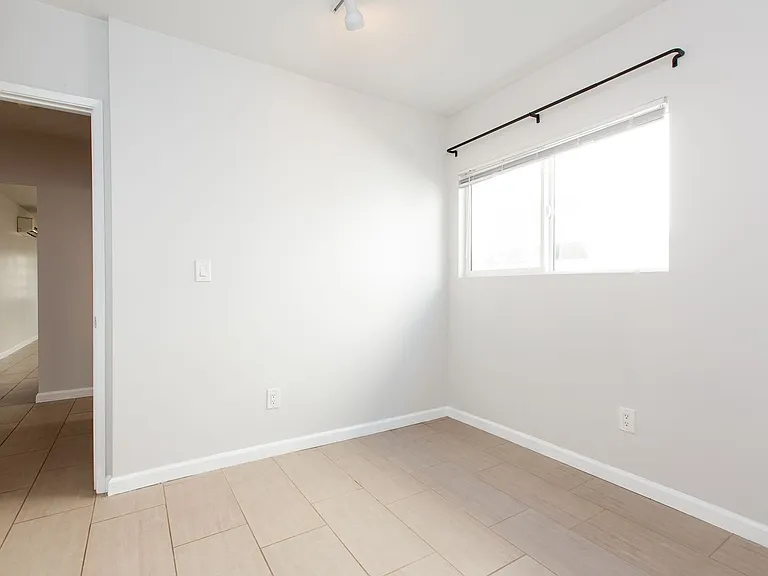 626 Benton Way — Photo 15