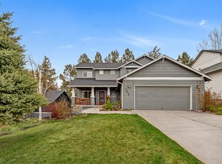 1958 SW 37th St, Redmond, OR 97756