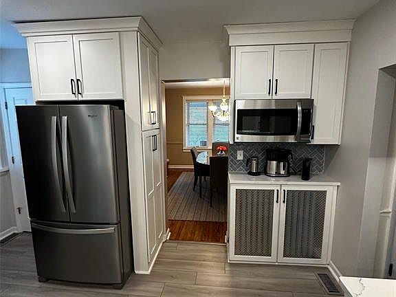 5th image of 1445 Rankin Dr