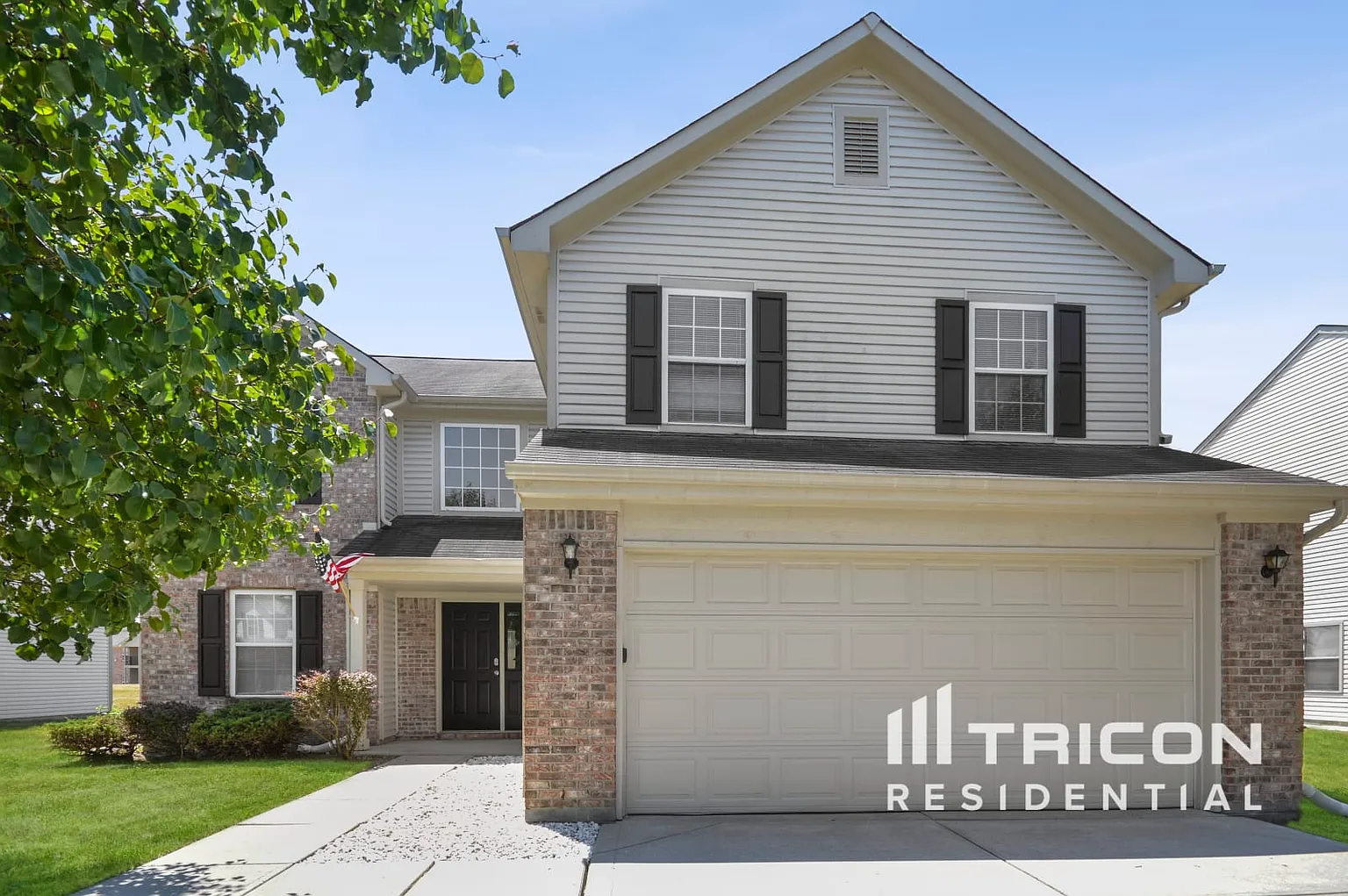 10185 Cornith Way photo 1