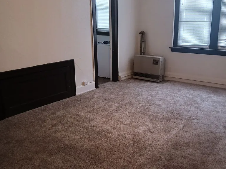 Lexington apartments — Photo 14