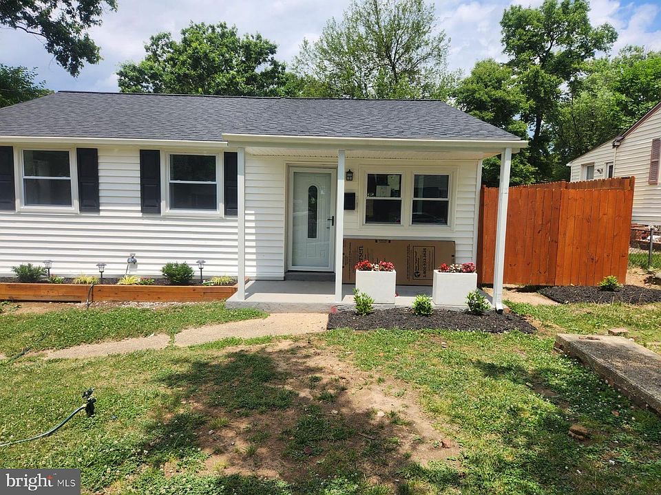 1st image of 7914 Fiske Ave