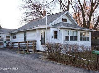 38 Rushmore Rd, Fox Lake, IL 60020