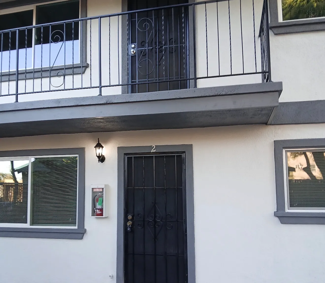 2 bed, 700 sqft, $1,565 — Photo 2