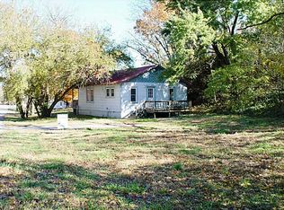 431 W Falling Springs Rd, Decatur, AR 72722
