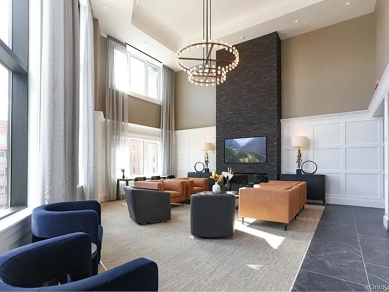 4436 Douglaston Pkwy #4D — Photo 11