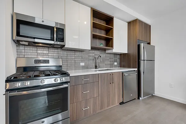 Rented by Modern Spaces | media 13