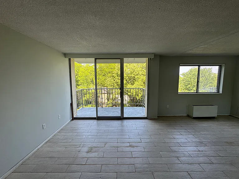 2059 Huntington Ave #702 — Photo 22