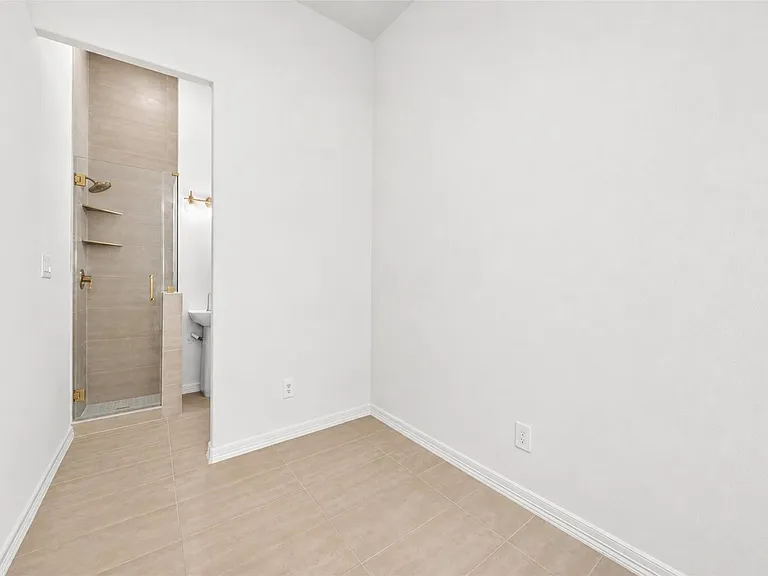 9627 Champion Heavens Dr — Photo 31