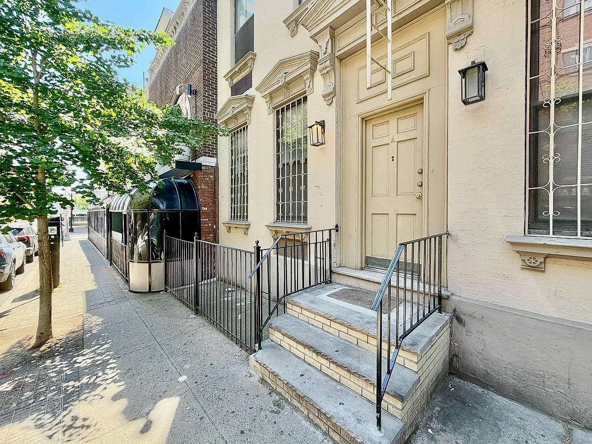 Building Photo - 41 1st St #1A