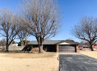 4113 Unruh Dr, Enid, OK 73703