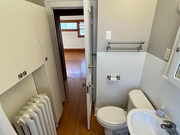 565 Pascal St N #2 — Photo 7