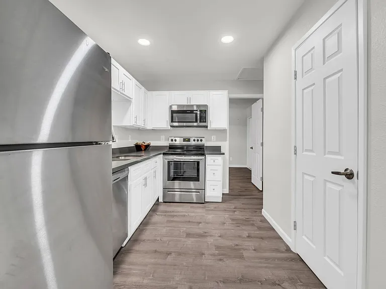 Villa Ventura/Twillingate Apartments — Photo 20