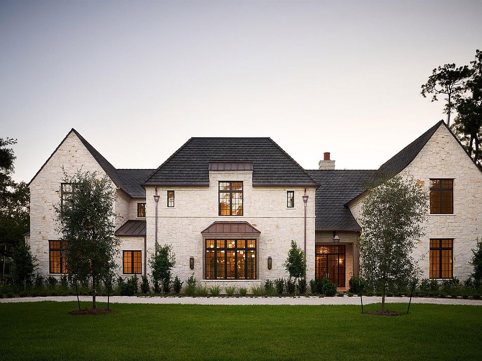 1st image of 19 Willowron Dr