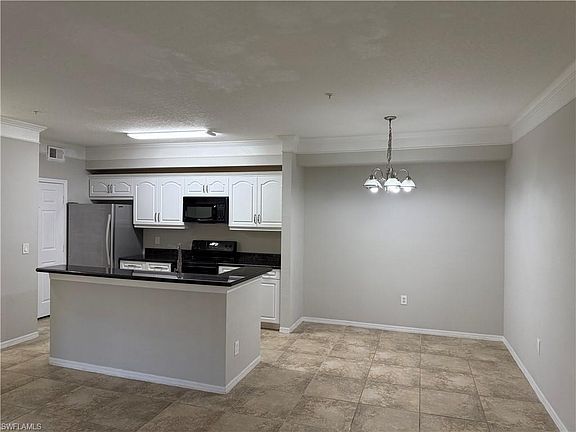 3rd image of 11571 Villa Grand APT 622