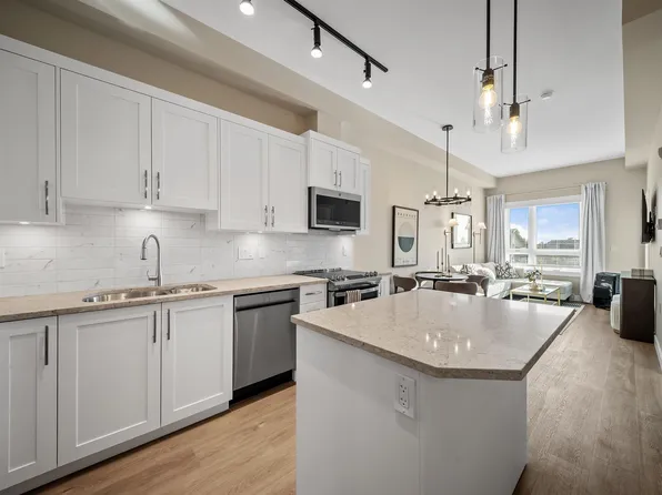 8233 208b St #A121, Langley, BC V2Y 2B2