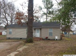 1608 Enolam Blvd SE, Decatur, AL 35601