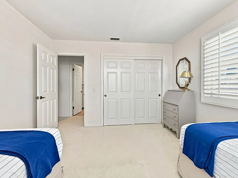 12331 Fairway Pointe Row — Photo 24