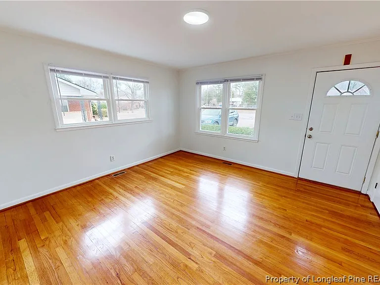 4020 Welmont Dr — Photo 3