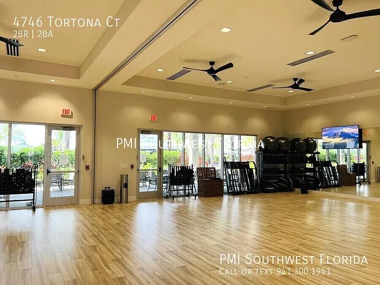 4746 Tortona Ct — Photo 32
