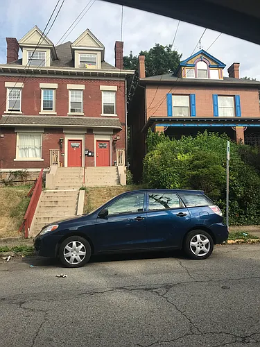 128 Stratford Ave Photo 1