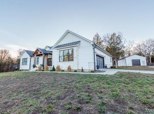 17885 Potomac Dr, Lebanon, MO 65536