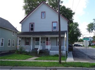 46 Saint John St, Lancaster, NY 14086