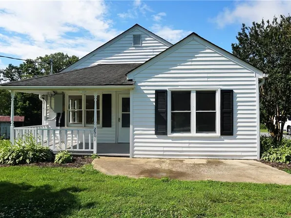 2501 Flint Hill Rd, East Bend, NC 27018