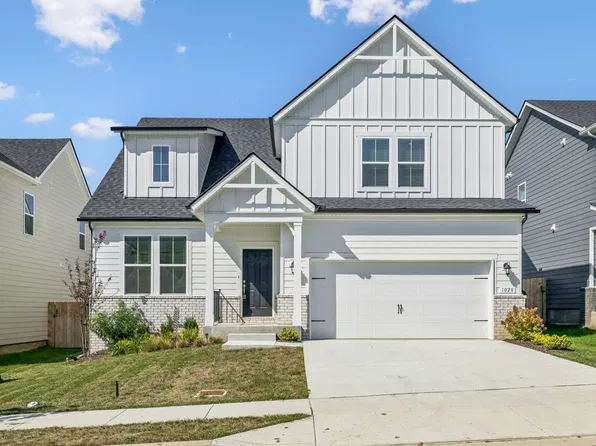 1028 Lionheart Dr, Hermitage, TN 37076