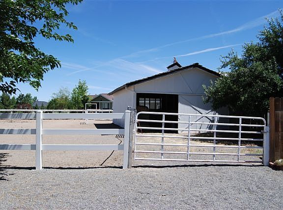 Barn