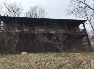 2732 Meadville Rd, Davisville, WV 26142