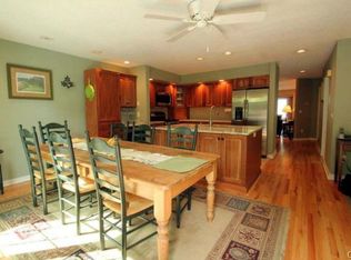 91 Gate Ridge Rd, Fairfield, CT 06825